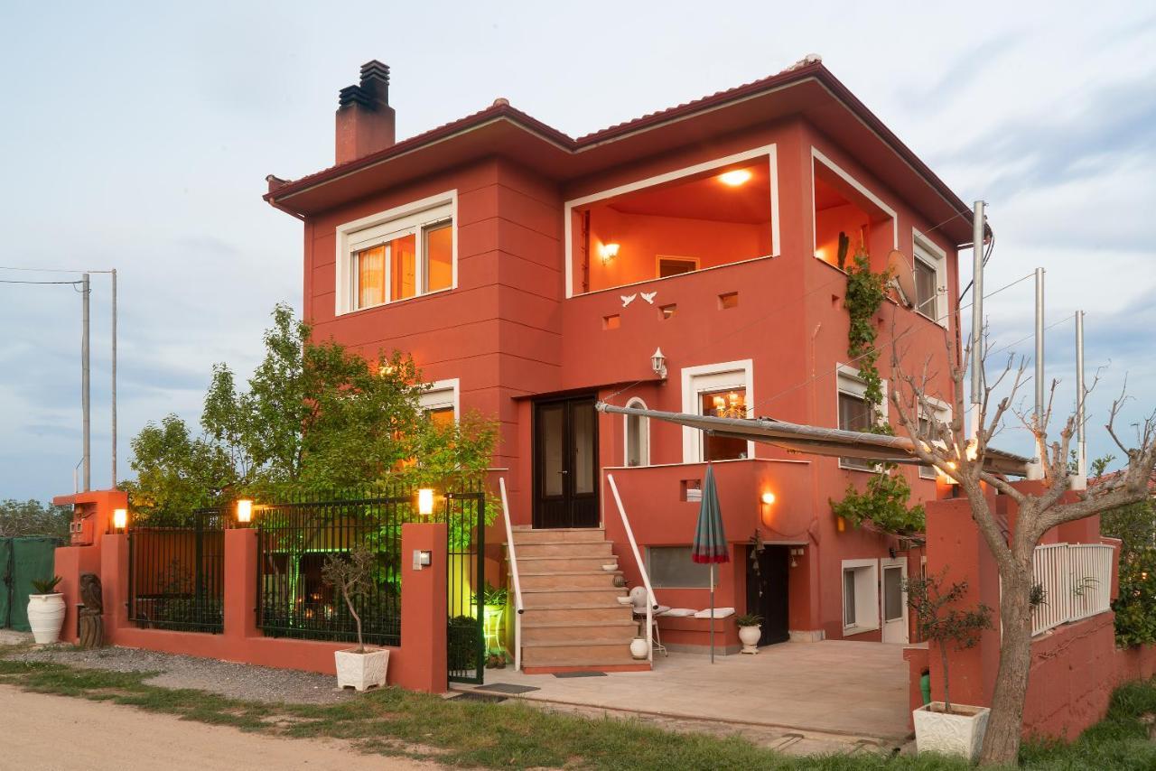 The House Dimitra Nea Fokaia Villa Buitenkant foto